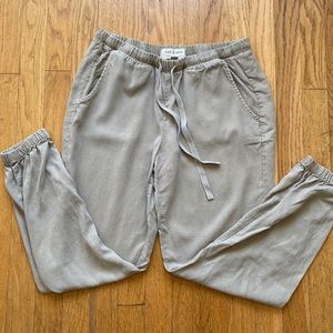 Cloth & Stone joggers